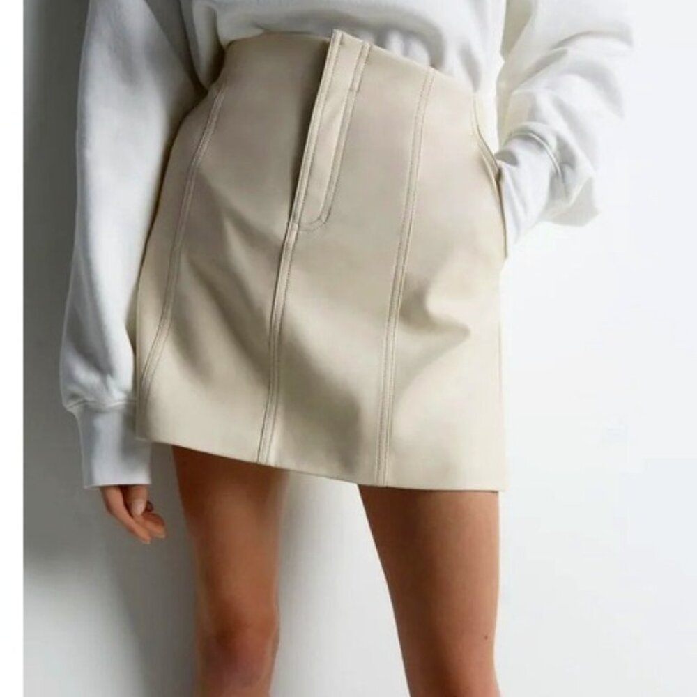 Zara Faux Leather Mini Skirt In Cream Size M EUC